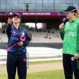 Ireland bowl against Scotland in their first World Cup meeting