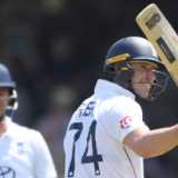 Fisher finds a silver lining after another day in England's dirt
