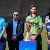 Sri Lanka bowl, Pakistan hand debut to Baig