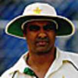 Waqar doubts ICL players' commitment