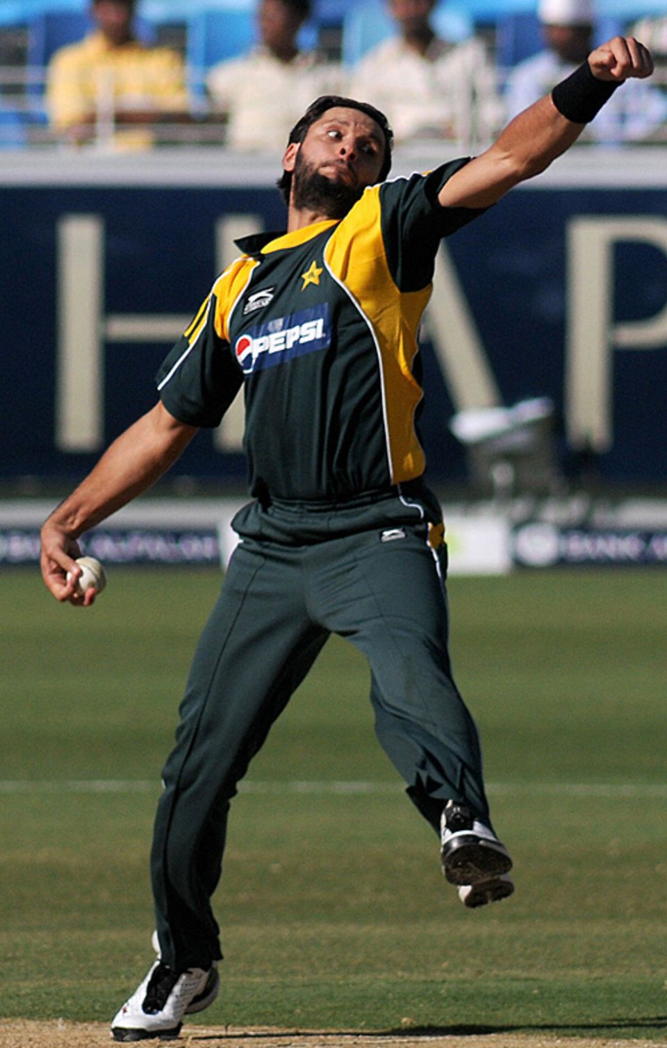 Shahid Afridi ended with 6 for 38