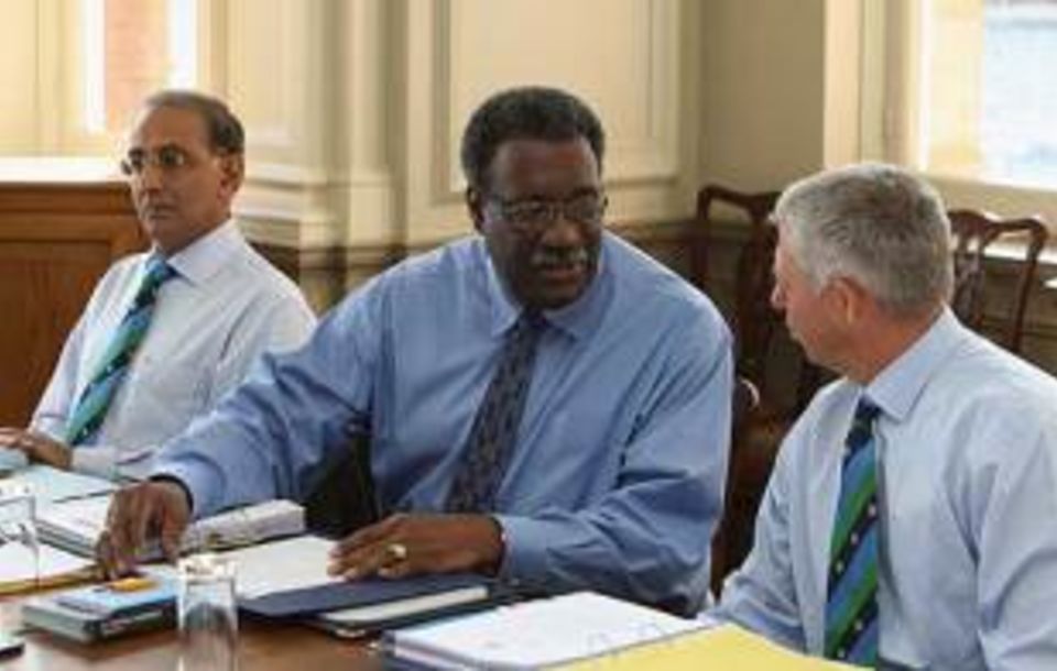 Clive Lloyd: "Everybody must take part [in the elections] if you want a true cricket board. We want accountability"