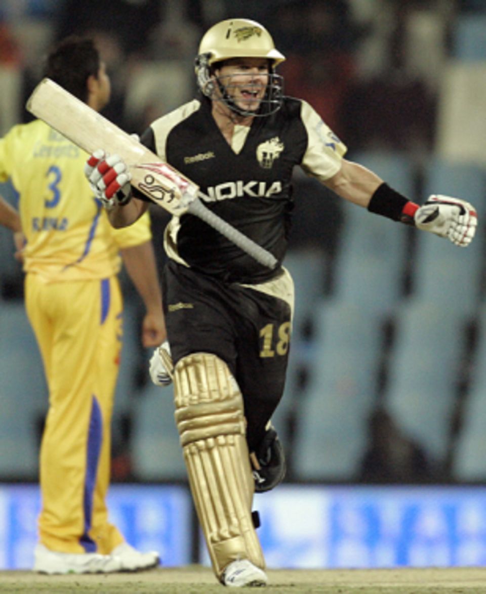 Brad Hodge was the fourth-highest run-getter in the Twenty20 Big Bash with 181 runs in seven innings at 25.85