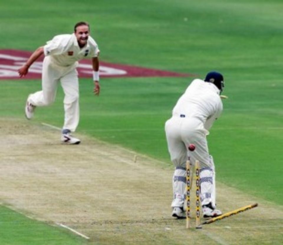 Johannesburg 1999: Atherton, done for a duck