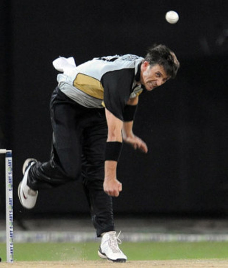 Shane Bond: "What I can't live with is the suggestion that in the end I didn't want to play for my country."