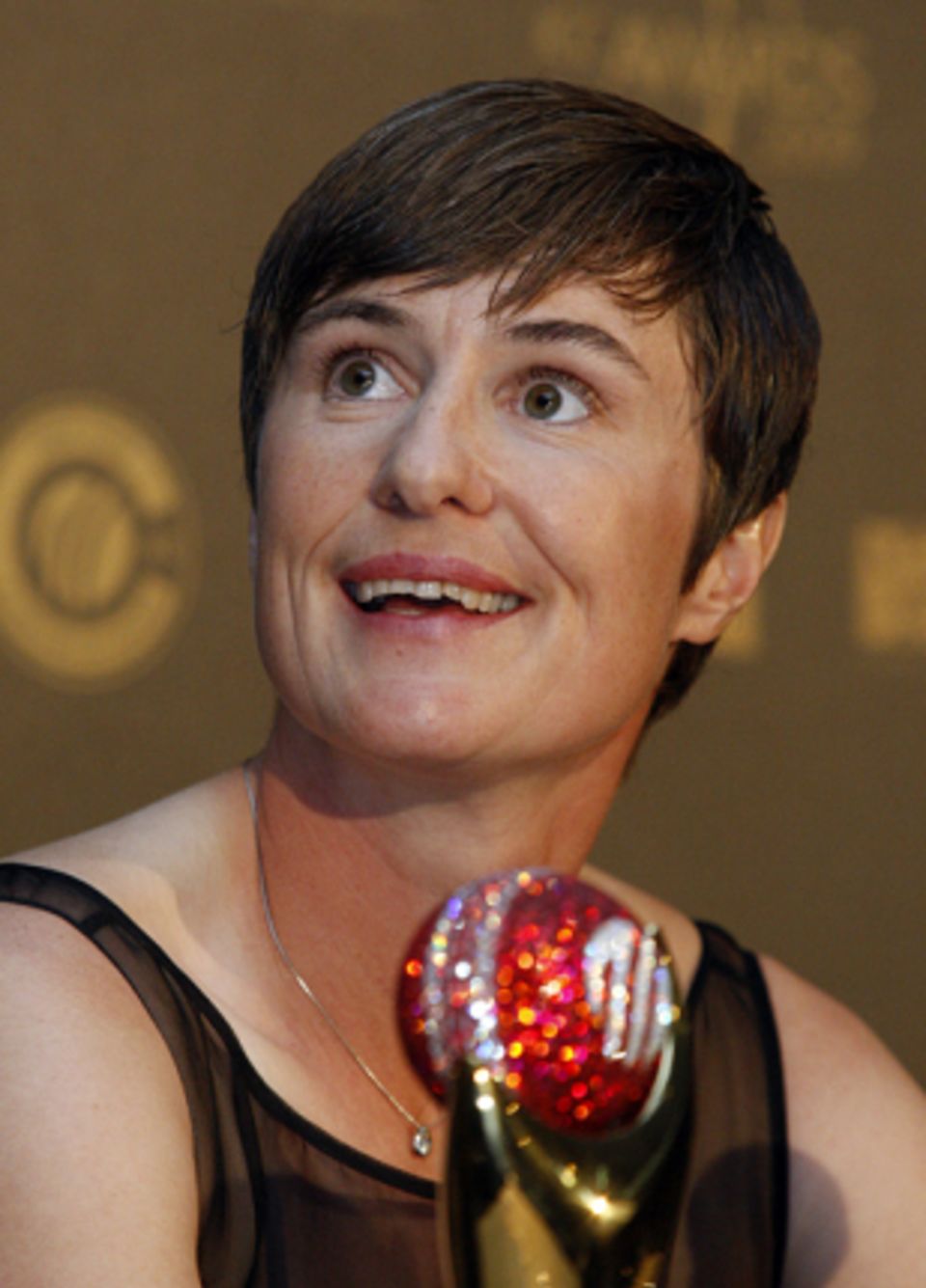 Claire Taylor took the award ahead of team-mate and last year's winner Charlotte Edwards as well as Australia's Shelley Nitschke