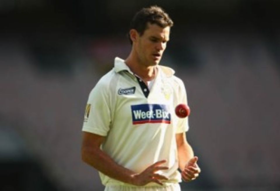 Clint McKay picked up 3 for 60 for Victoria