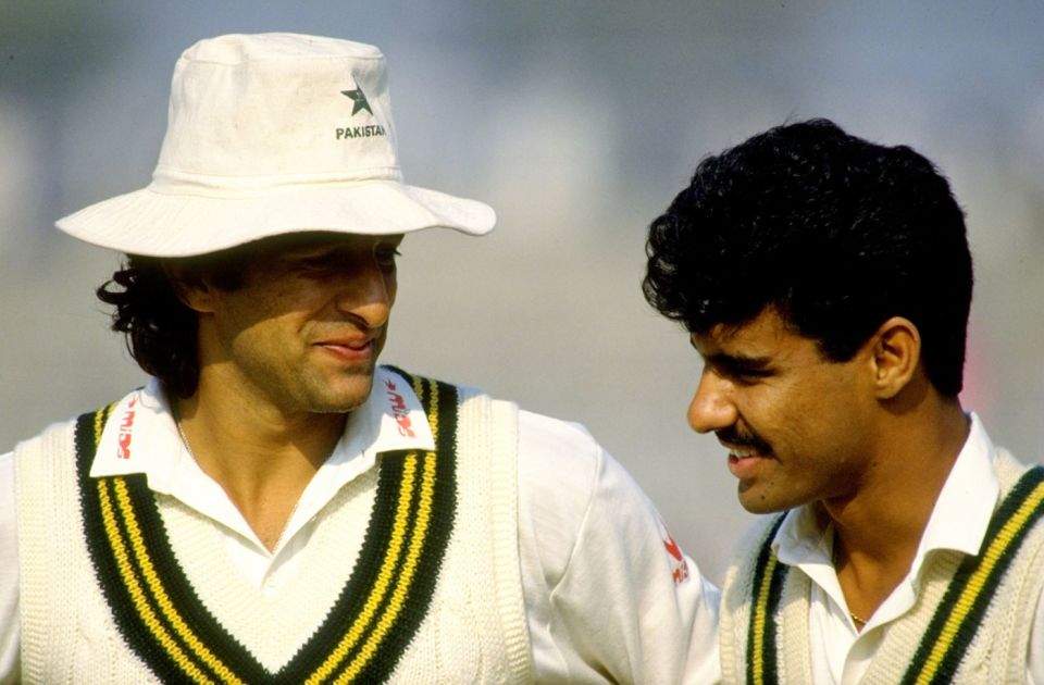 Wasim Akram and Waqar Younis captured 15 or more wickets in a match on ten occasions