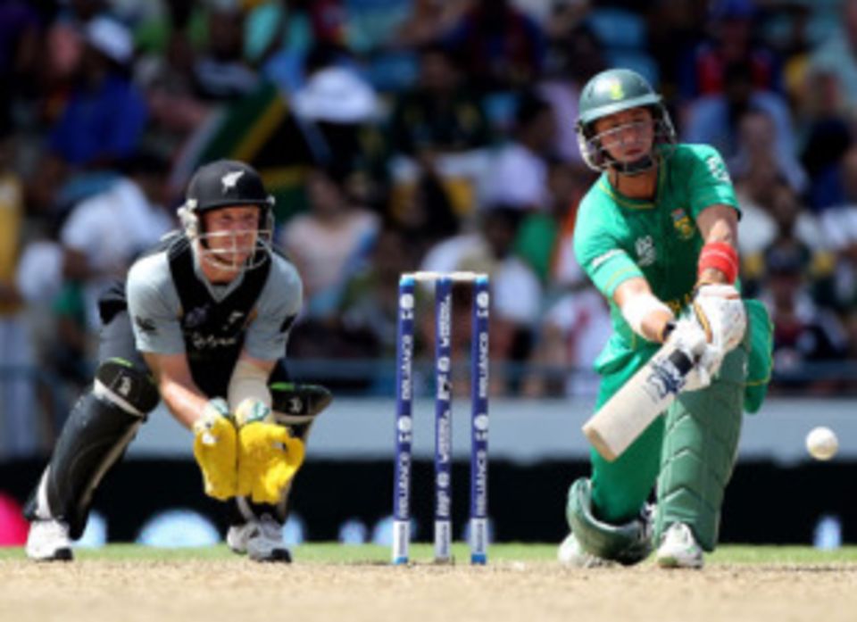 Herschelle Gibbs should be heading to New Zealand in December