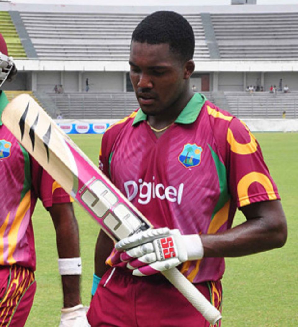 Darren Bravo remained unbeaten on 107