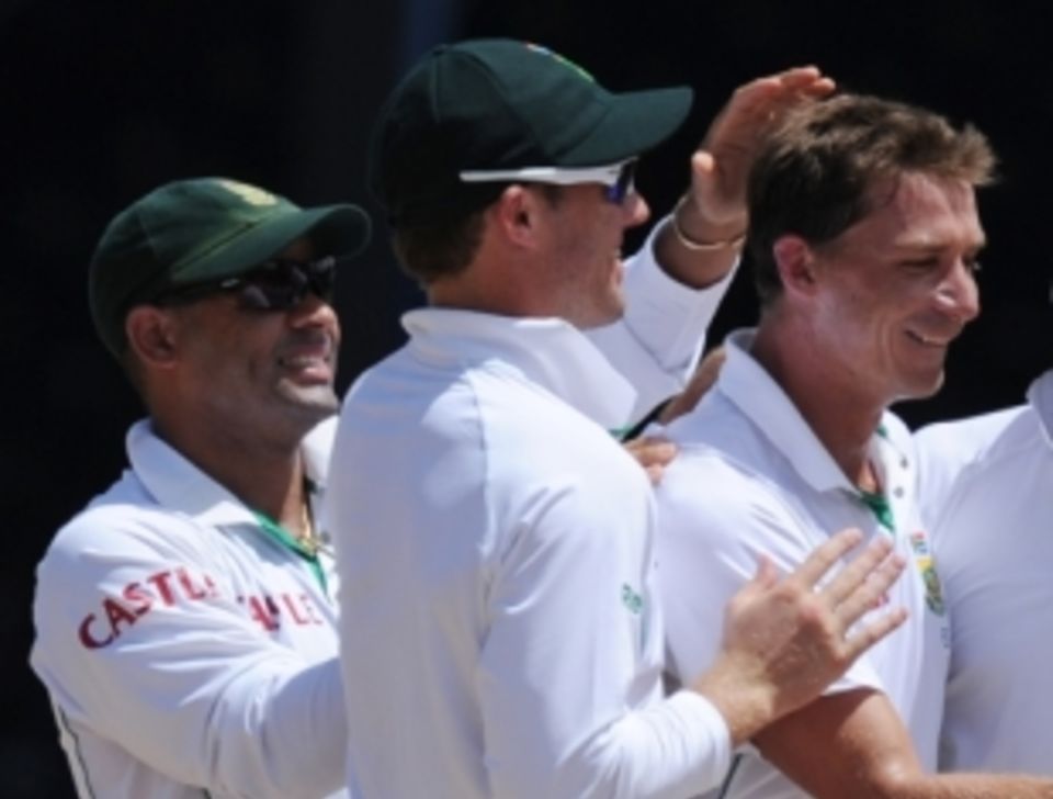 Steyn's team-mates surreptitiously pull hairs out of his head for future use while pretending to celebrate a wicket