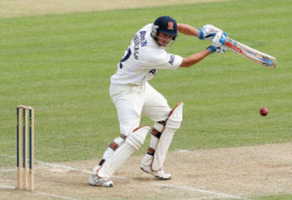 Jaik Mickleburgh led Essex's second innings with 91