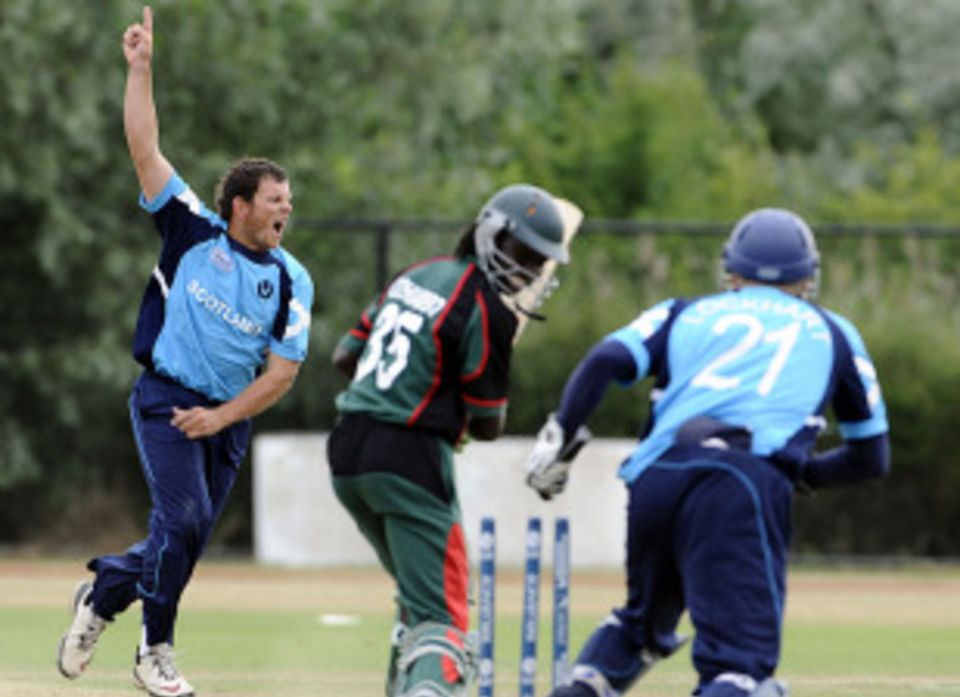 Gordon Drummond aims to continue his career with Scotland