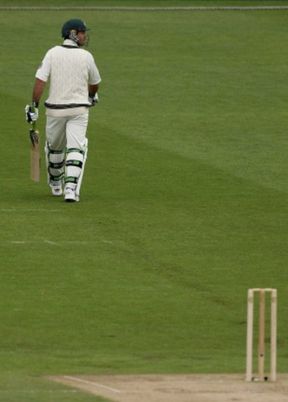 Ricky Ponting leaves the field, possibly for the last time in a Test in England, after being dismissed for 66 at Headingley