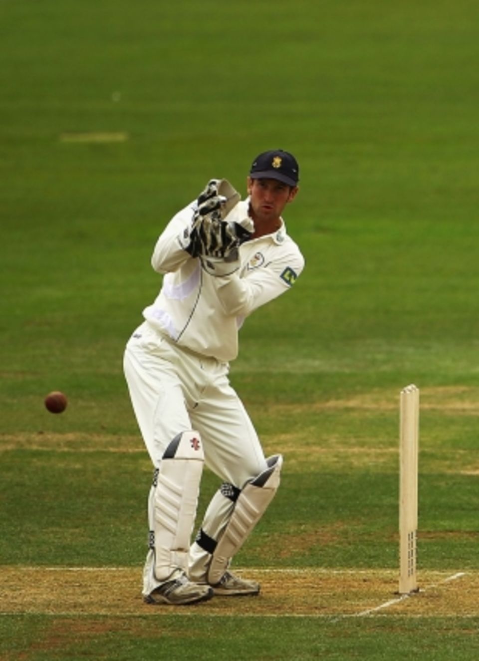 Lee Goddard has left Derbyshire before the end of the 2010 season after the decision was taken not to renew his contract