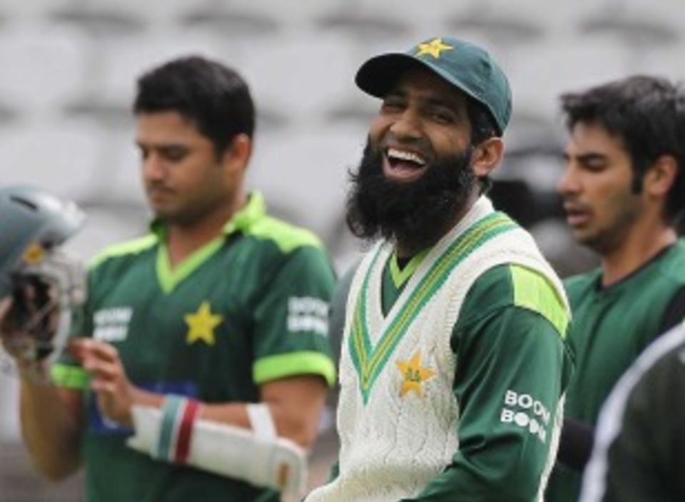 Mohammad Yousuf is back in Pakistan's World Cup plans