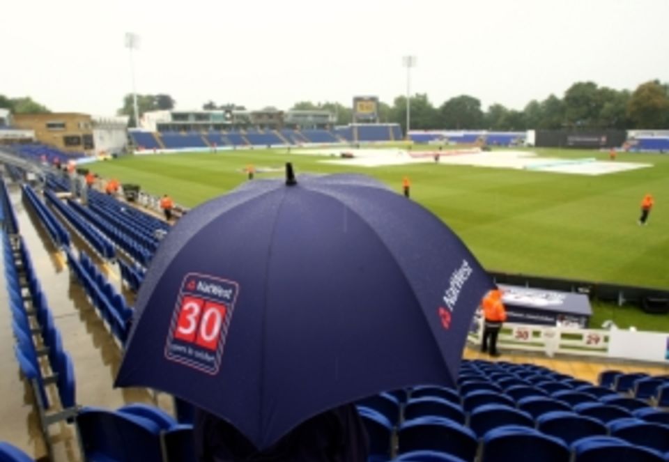 Crowds for Twenty20 cricket began to dwindle due to the glut of fixtures in 2010