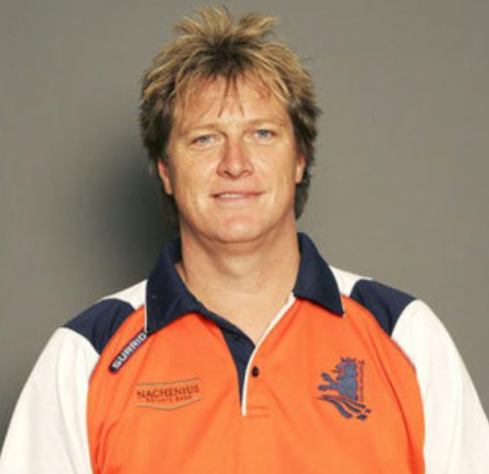 Ian Pont brings plenty of coaching experience with him
