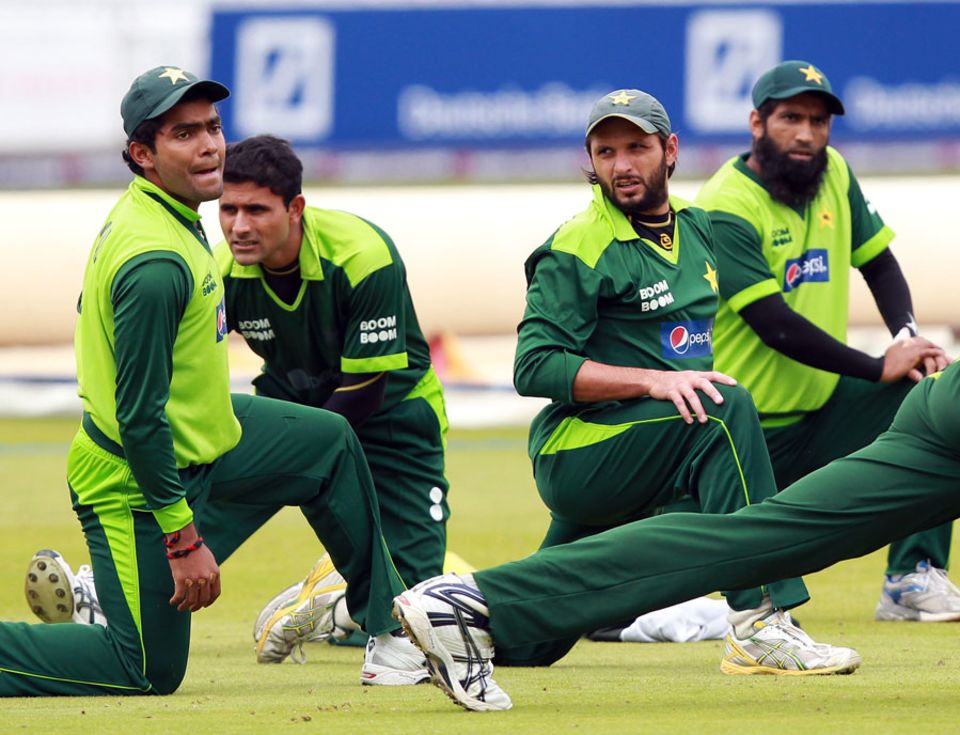 Former team-mates will be now featuring in two different T20 leagues in the UAE