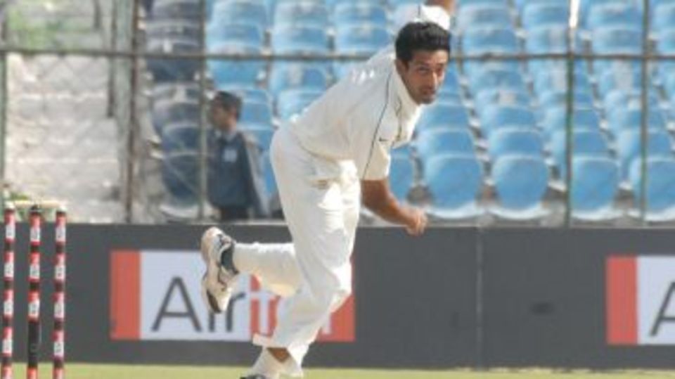 Dhawal Kulkarni finished with 5 for 148