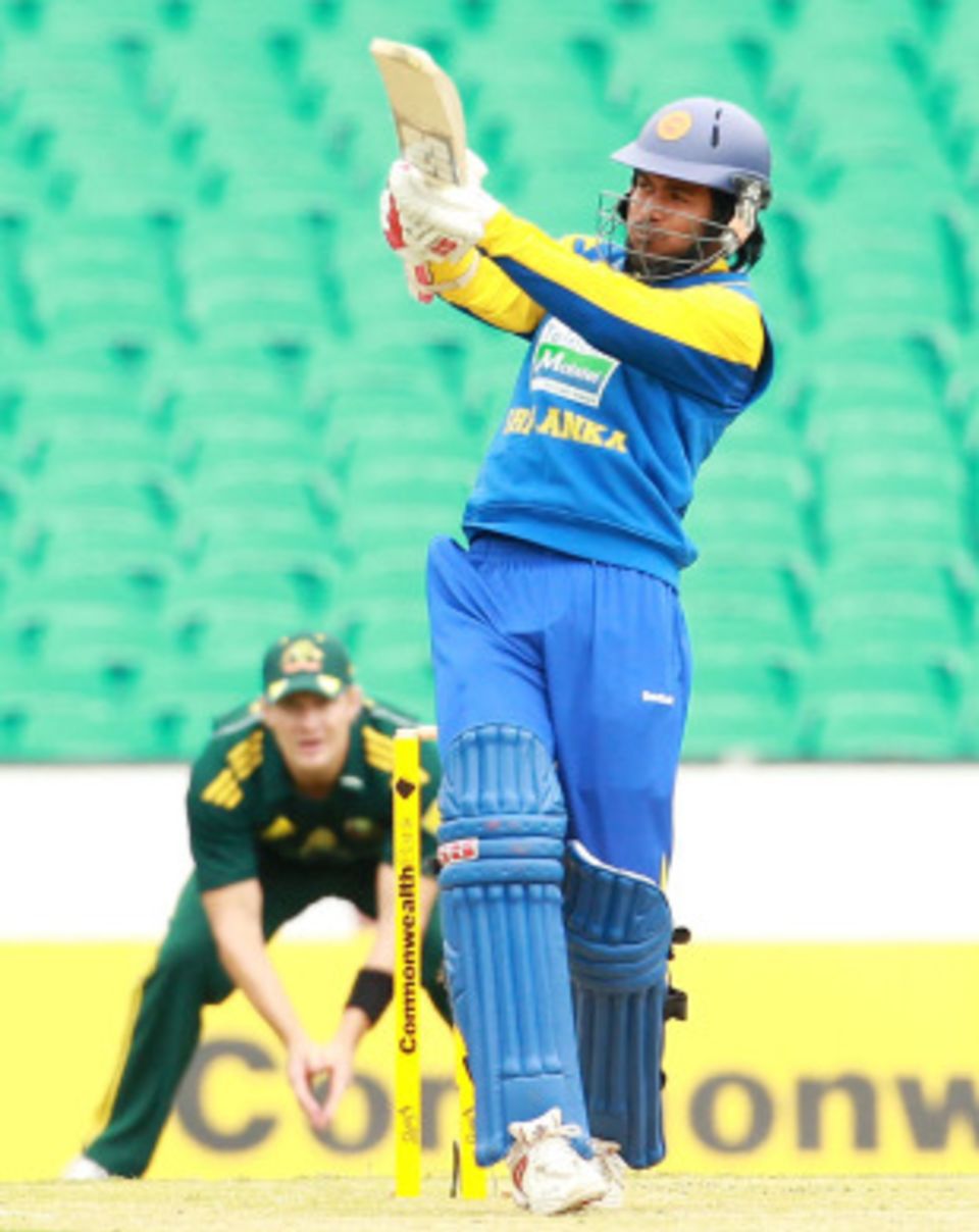 Upul Tharanga set up Sri Lanka's success with a composed 86 not out
