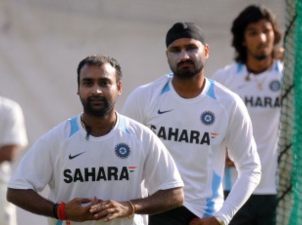 Amit Mishra, Harbhajan Singh and Ishant Sharma bowl at the nets