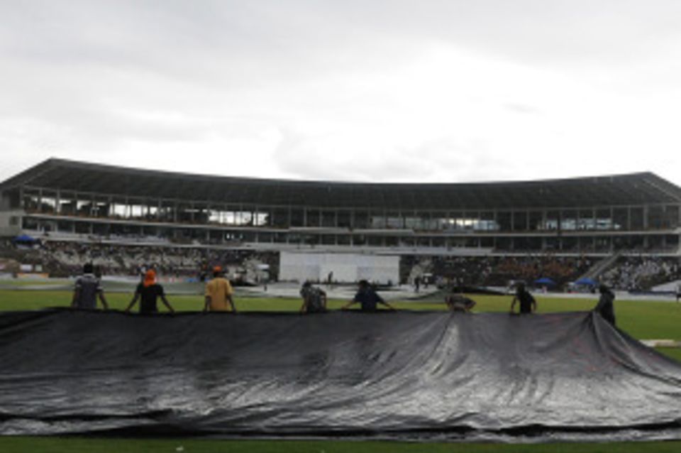 Postponing the series due to bad weather has cost Sri Lanka Cricket US$125,000