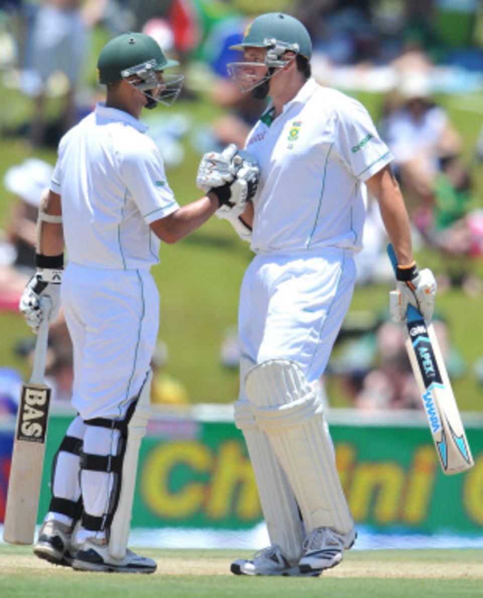Graeme Smith: "Alviro Petersen is carrying some terrific form at the moment and hopefully we can gel that together."