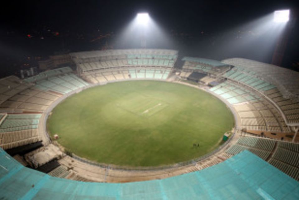 The Eden Gardens' groundsman insists cricket should be played on pitches with true pace and bounce
