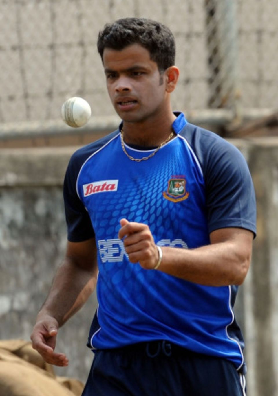 Abdur Razzak and Khulna Division continued their impressive run this season