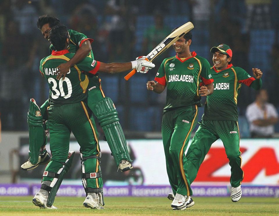 As in 2015, Bangladesh trumped England in <a href="http://www.espncricinfo.com/icc_cricket_worldcup2011/engine/match/433585.html" target="_blank">a thriller</a> at the 2011 World Cup as well. England's campaign had been a series of cliffhangers, but they couldn't hang on against Bangladesh as a burst of hitting in the Powerplay from Shafiul Islam decided a tight low-scoring encounter in Chittagong