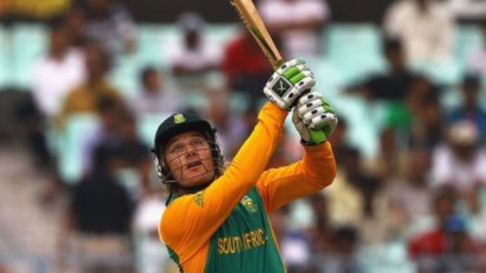 Morne van Wyk hits over the top