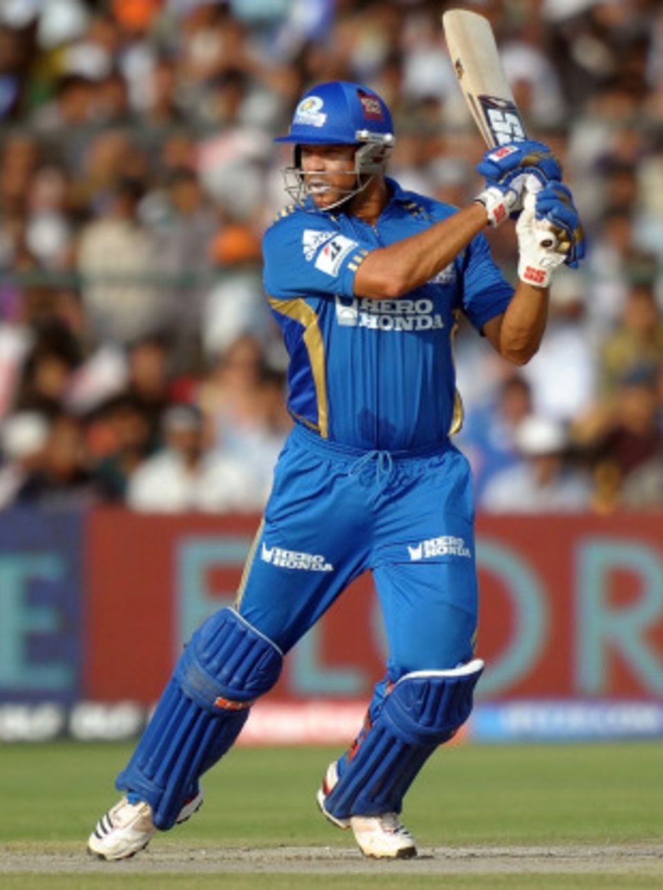 Andrew Symonds is one of the six players called up as replacements to Mumbai's squad