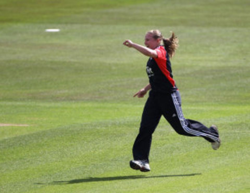 Holly Colvin's three wickets put England on their way to victory