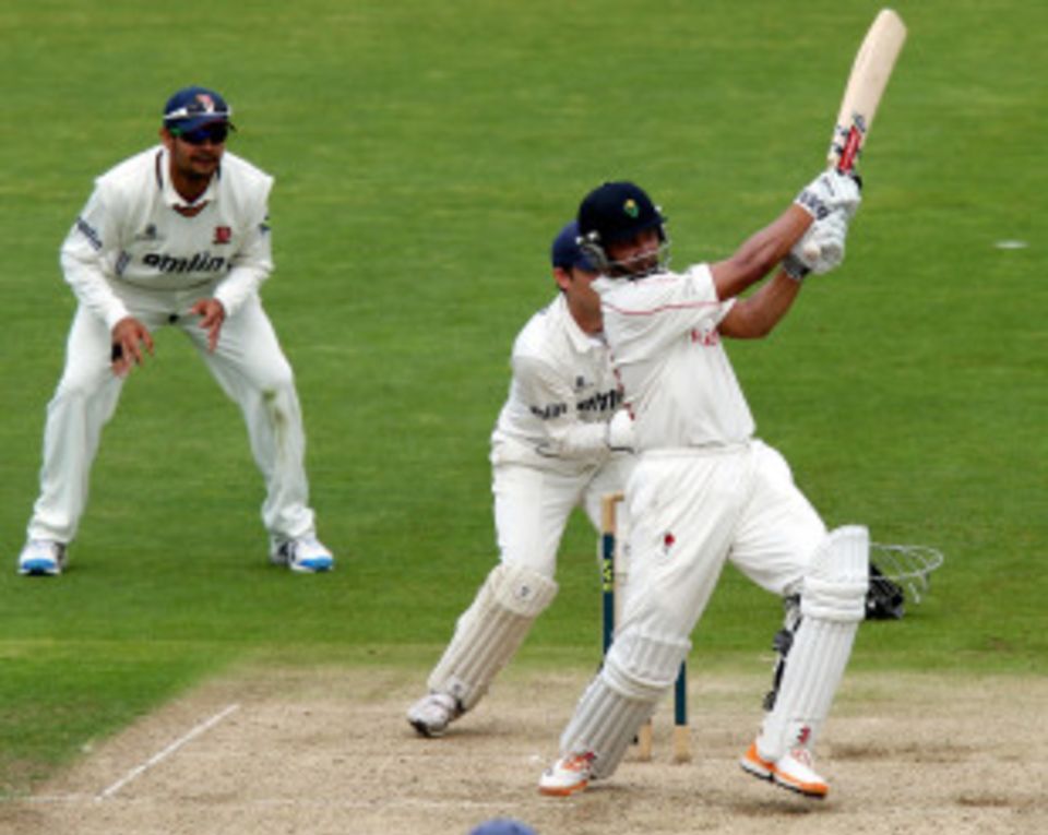 Glamorgan thought Alvrio Petersen would be batting for them again in 2012