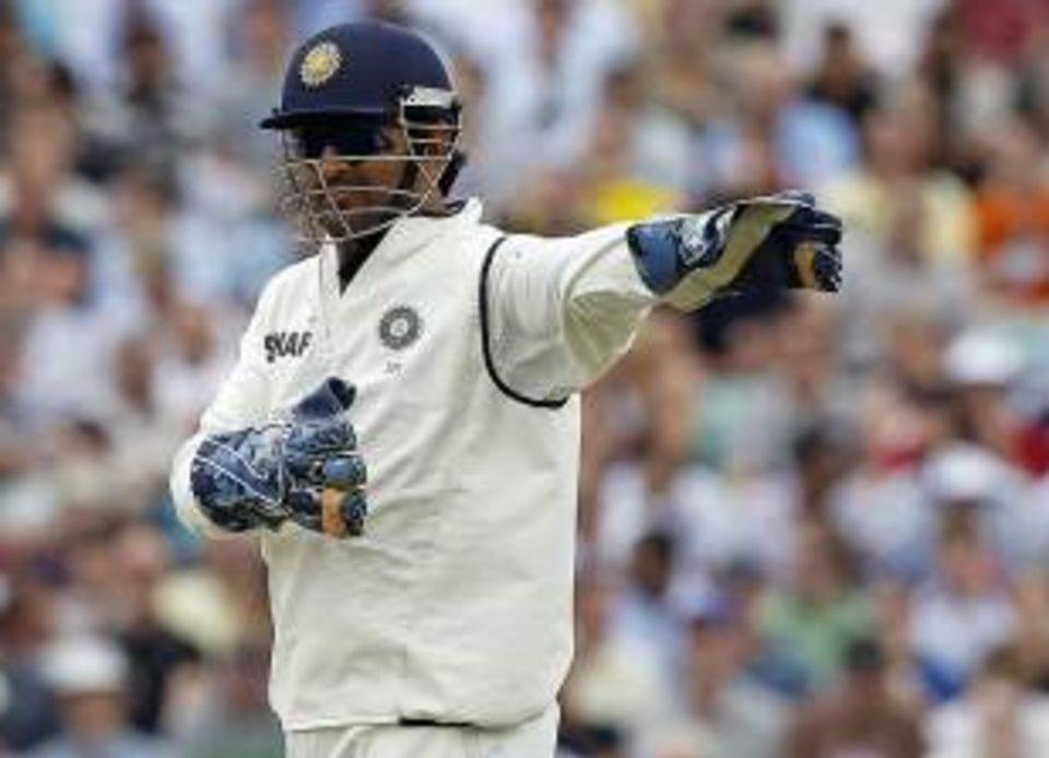 Clive Lloyd, the former West Indies captain, wants MS Dhoni to be more assertive