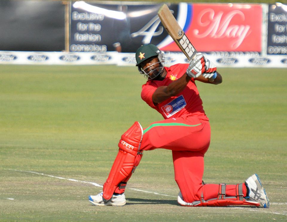 Vusi Sibanda slog sweeps