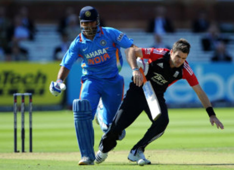 No. 11: Dhoni managed to administer Anderson a good blow in the side when he had this collision with him