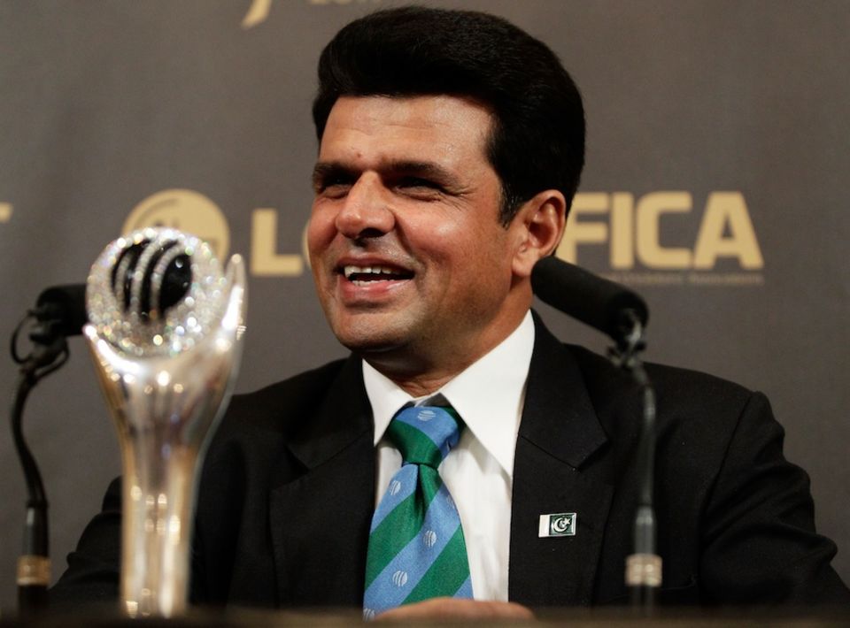 The withdrawal of Aleem Dar and fellow Pakistanis from the Mumbai ODI has given this one-day series negative publicity