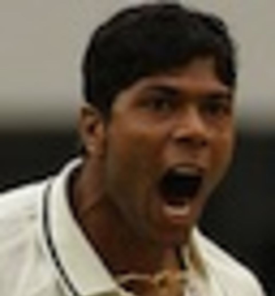Umesh Yadav struck soon after a short rain break
