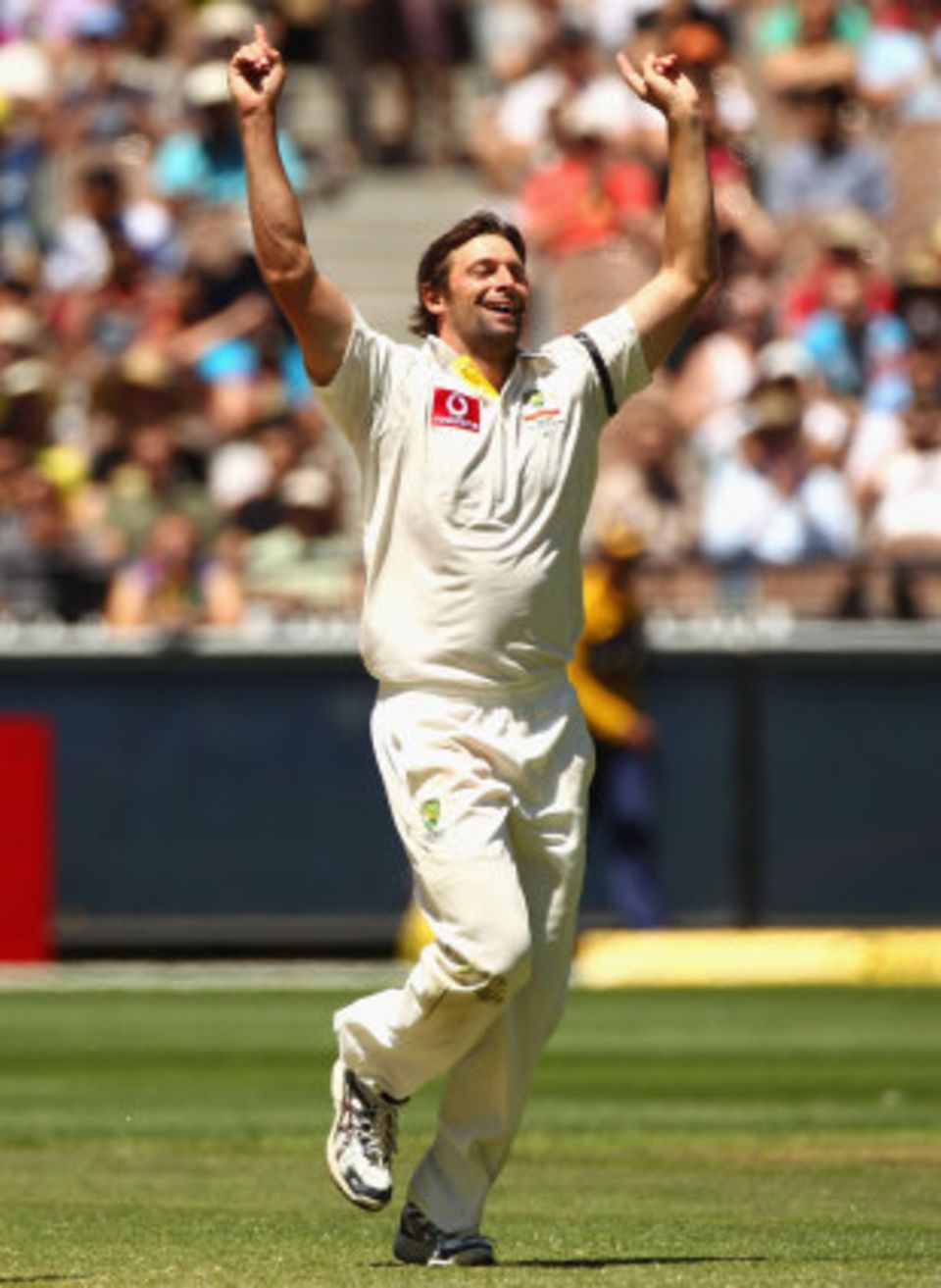 Ben Hilfenhaus picked up his first five-for in his 18th Test match