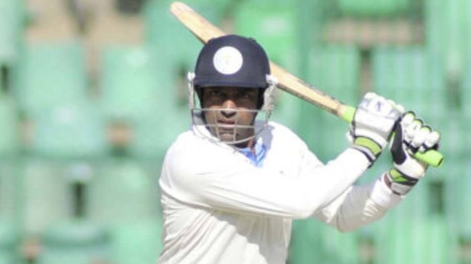 Robin Uthappa plays one square during his half-century