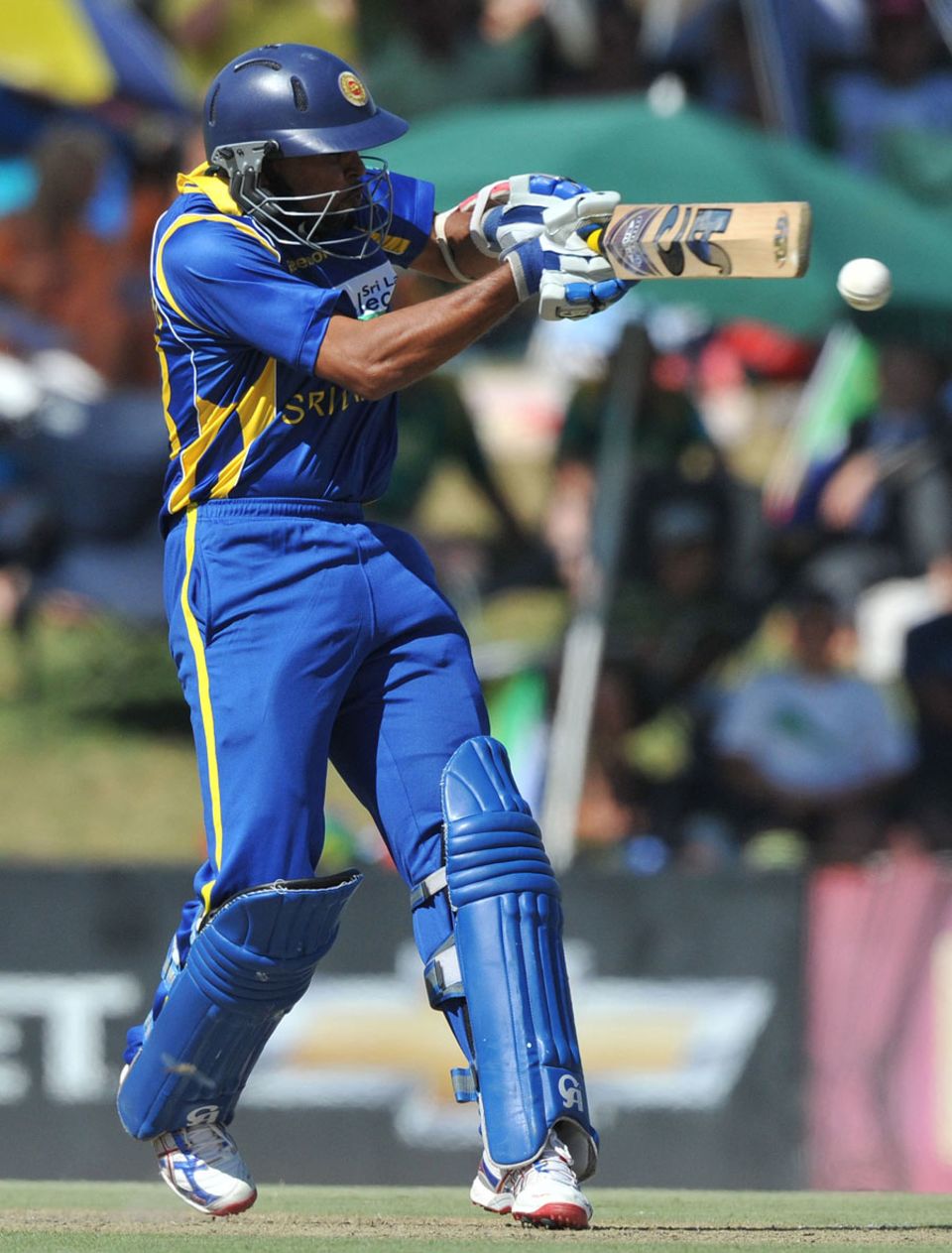 After ducks in the first two ODIs, Tillakaratne Dilshan made his first runs of the series