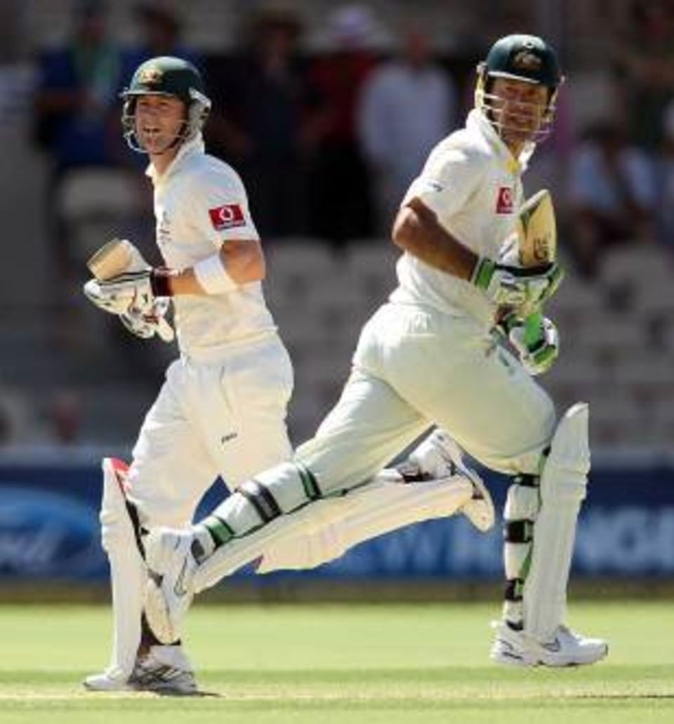 Ricky Ponting will briefly regain the captaincy from the injured Michael Clarke