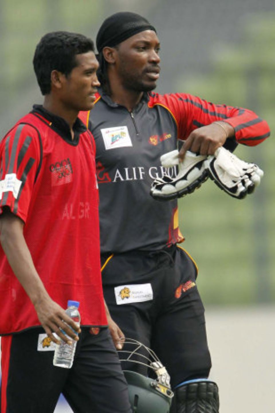 Chris Gayle will not fly to South Africa until he has received a thorough examination from the doctors in Bangladesh