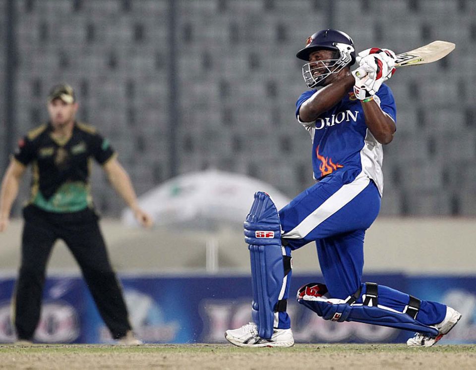 Dwayne Smith hits out on his way to a hundred