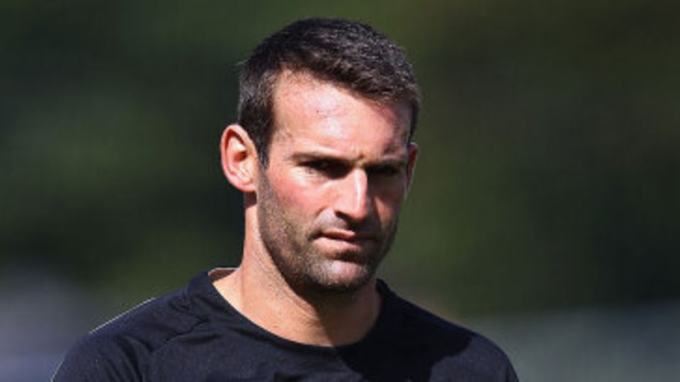 Andrew Ellis trains ahead of the Hamilton Test