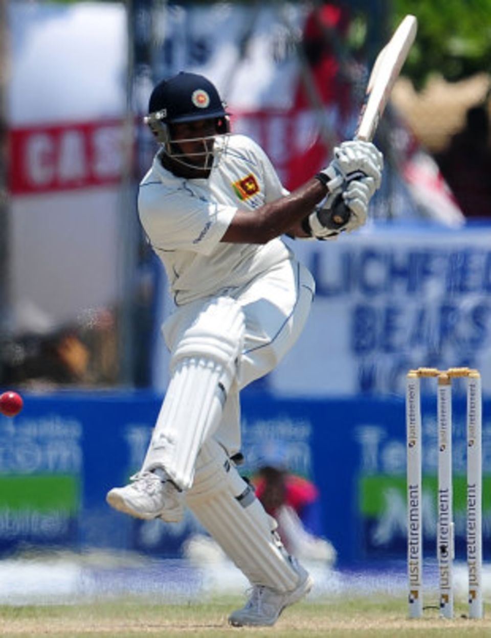 Prasanna Jayawardene batted with the tail to extend Sri Lanka's lead