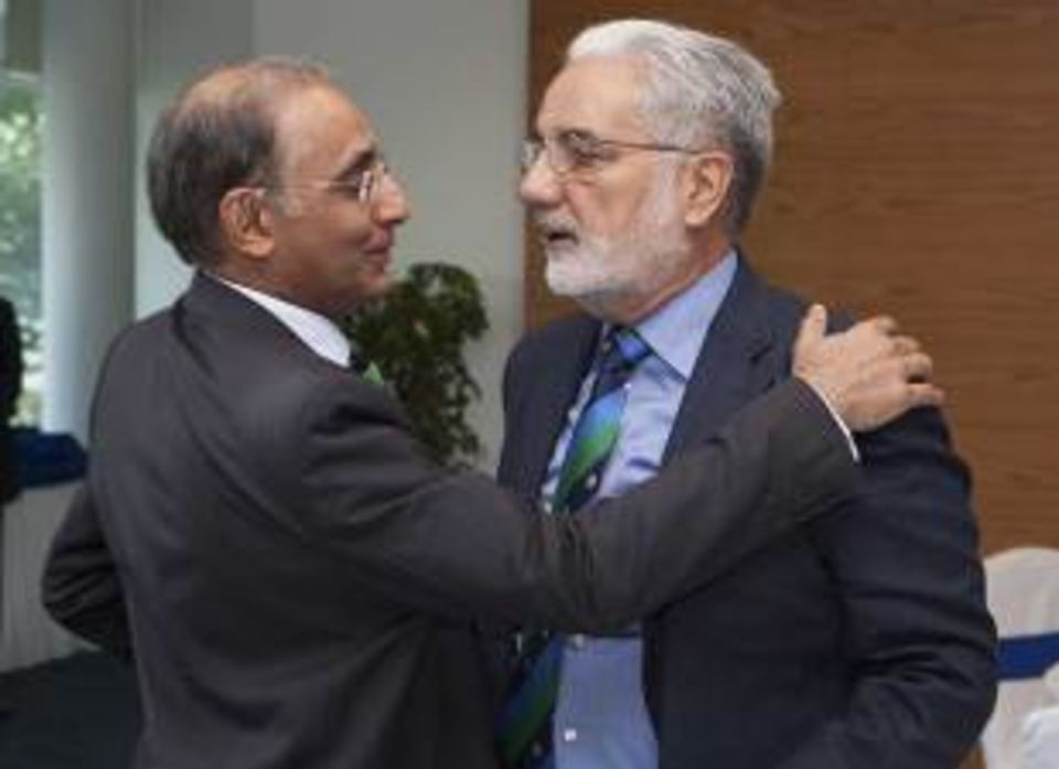 The letter Haroon Lorgat received from his former ICC colleague IS Bindra upset the BCCI