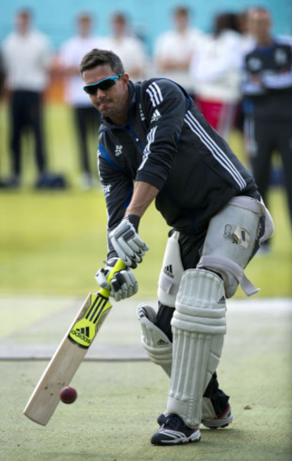 Kevin Pietersen has run into trouble over Twitter for a second time